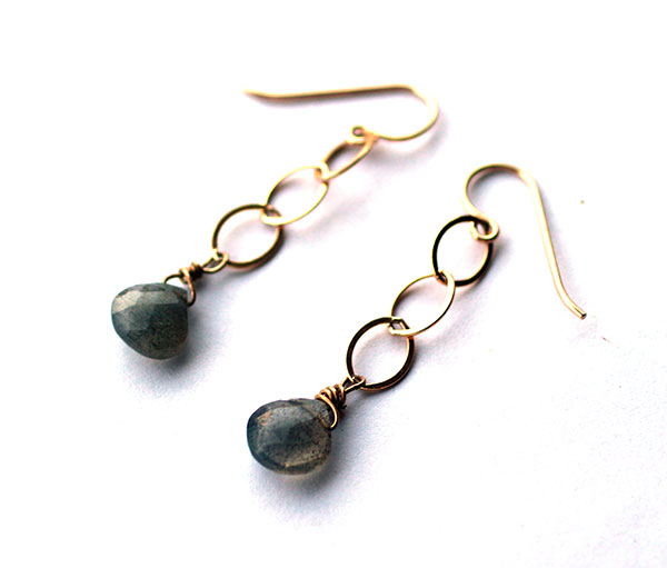 gold-labradorite-handmade-earrings