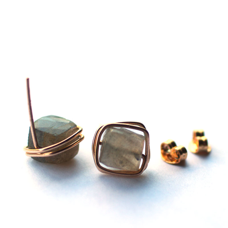 labradorite-cube-handmade-stud-earrings-atlanta-ga