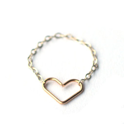 two-toned-heart-ring-chain-band-handmade
